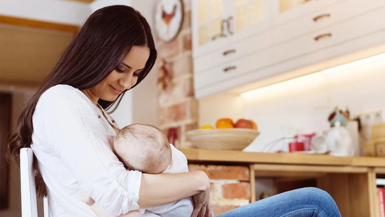 Breastfeeding vs Comfort nursing